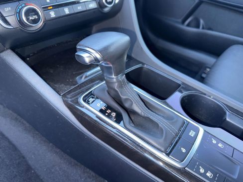 Used 2016 Kia Optima EX w/ Premium Package image 24