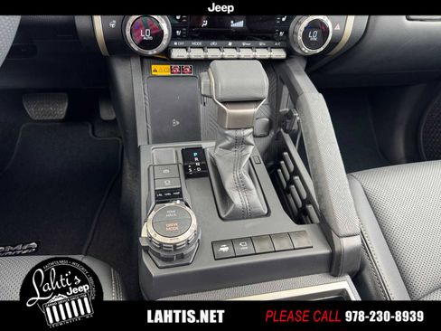 Used 2025 Toyota Tacoma Limited image 13