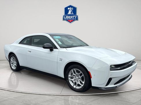 New 2025 Dodge Charger Daytona R/T w/ Sun & Sound Package AWD/4WD image 15