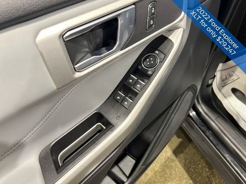 Used 2022 Ford Explorer XLT w/ Equipment Group 202A image 13