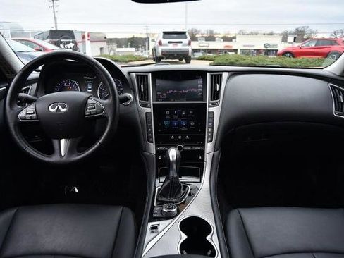 Used 2015 INFINITI Q50 Premium w/ Navigation Package image 8