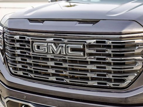 Used 2024 GMC Sierra 1500 Denali Ultimate image 5