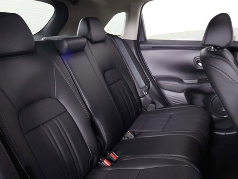 Certified 2026 Honda HR-V EX-L image 32