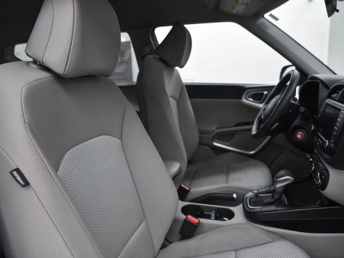 Used 2022 Kia Soul LX w/ Technology Package image 15