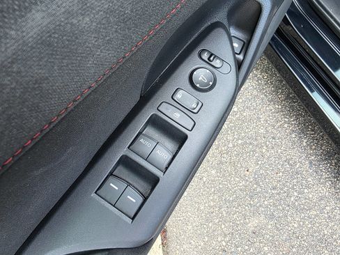 Used 2018 Honda Civic Si image 10