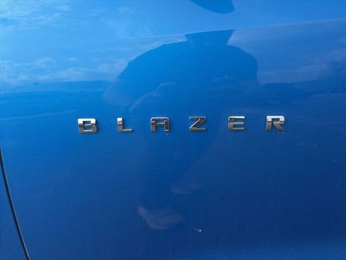 Used 2024 Chevrolet Blazer LT w/ Convenience Package FWD image 10