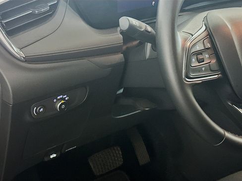 Used 2025 Buick Encore GX Preferred image 17