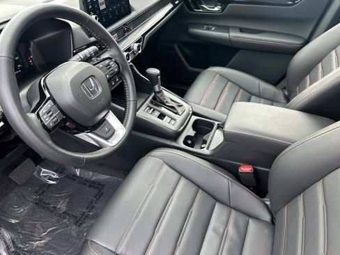 Used 2026 Honda CR-V Sport Touring image 4