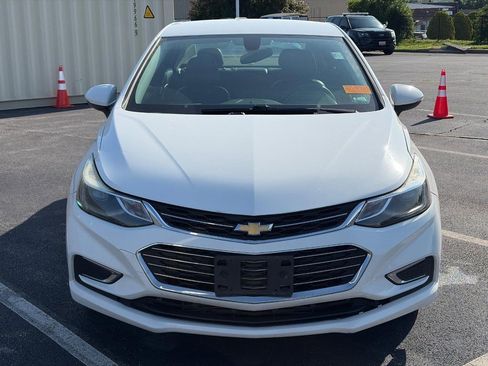 Used 2016 Chevrolet Cruze Premier FWD image 2