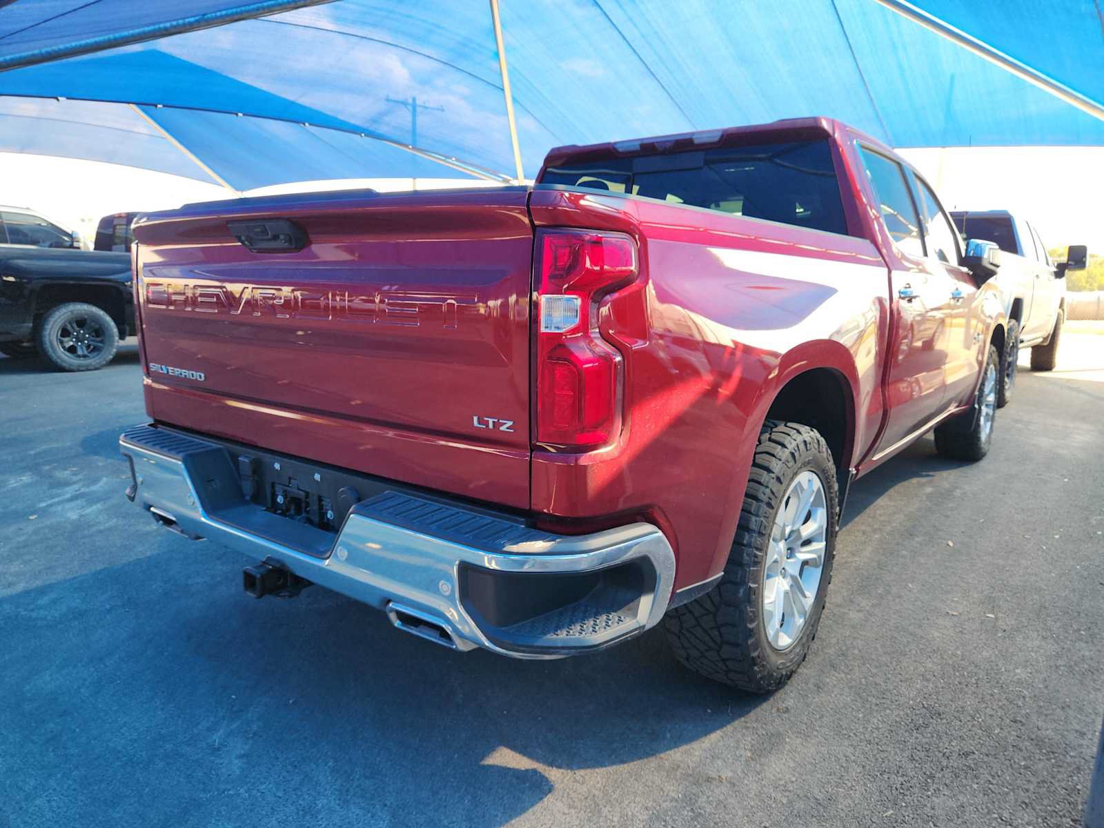Certified 2023 Chevrolet Silverado 1500 LTZ w/ LTZ Premium Texas Edition AWD/4WD image 4