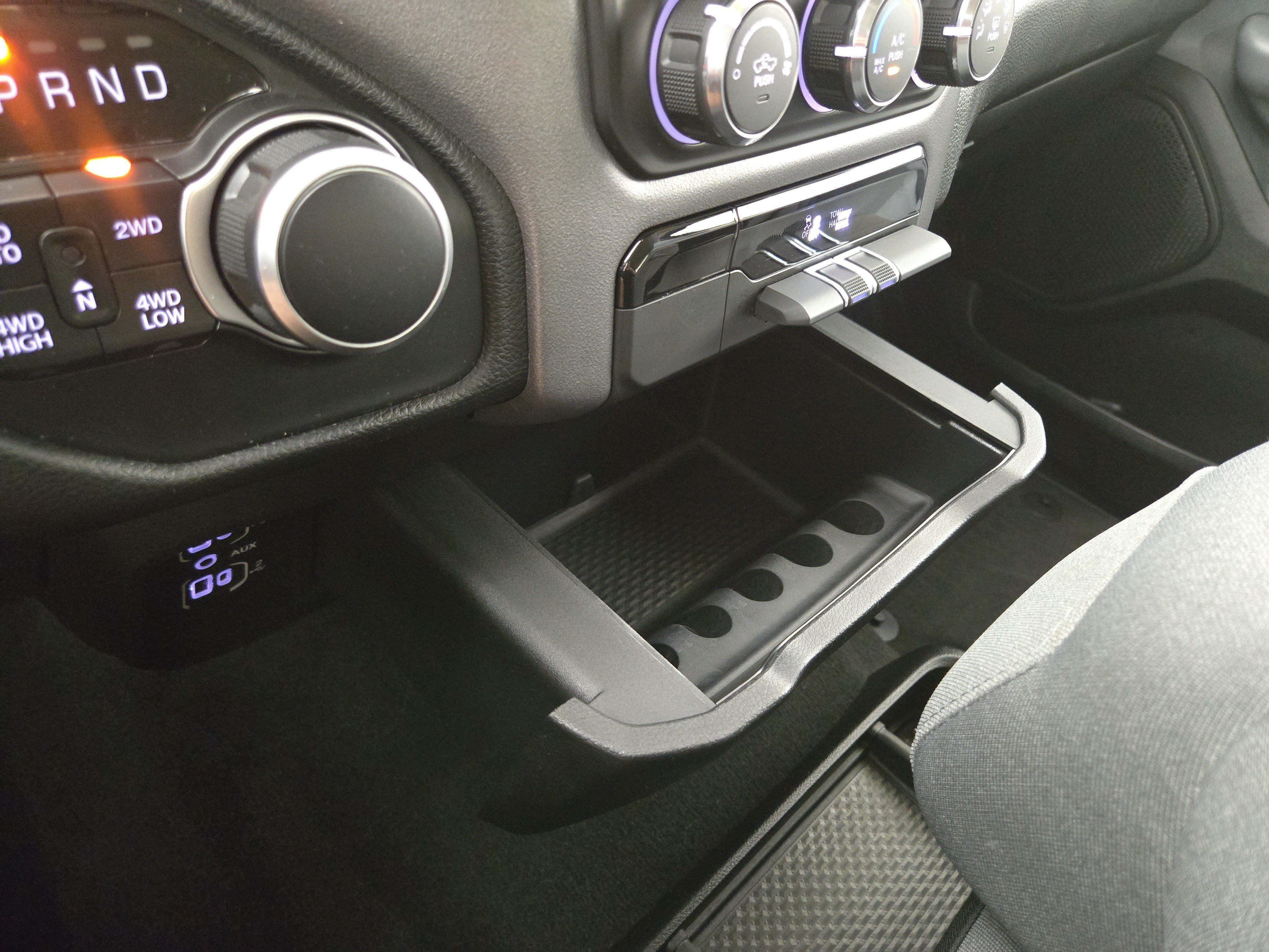 Used 2020 RAM 1500 Big Horn AWD/4WD image 24