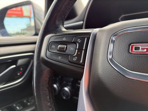 Used 2021 GMC Yukon SLT w/ SLT Luxury Plus Package image 39