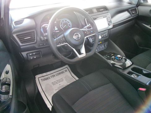 Used 2018 Nissan Leaf SV w/ SV Technology Package FWD image 26