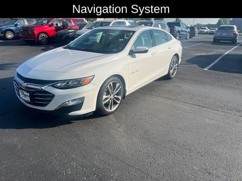 Used 2020 Chevrolet Malibu Premier FWD image 2
