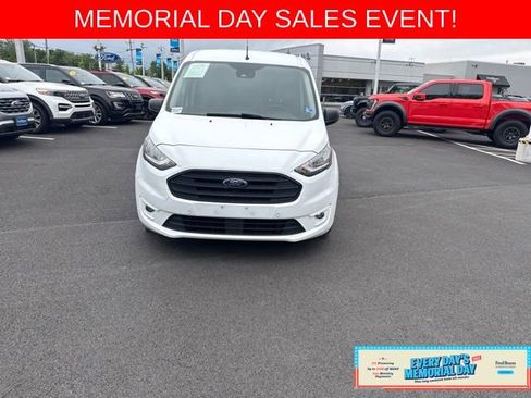 Used 2022 Ford Transit Connect XLT FWD image 2