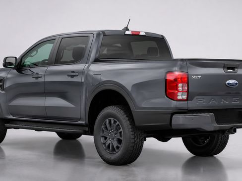Used 2024 Ford Ranger XLT w/ Equipment Group 301A High AWD/4WD image 4
