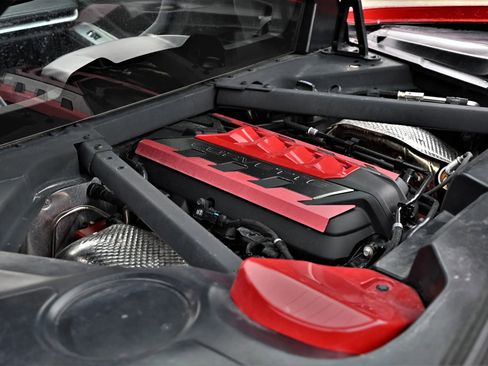 Used 2023 Chevrolet Corvette Stingray Coupe w/ 1LT image 17