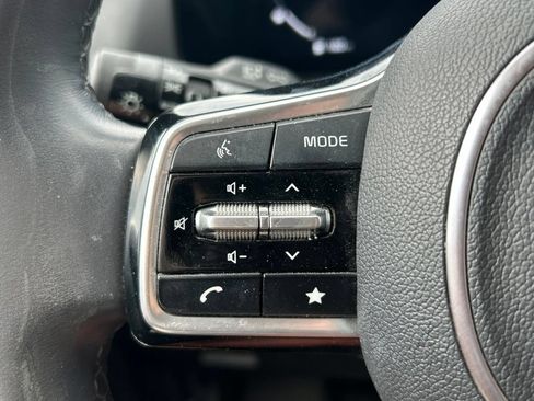 Used 2024 Kia Carnival SX FWD image 25