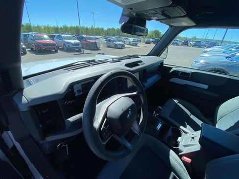 Used 2023 Ford Bronco 2-Door AWD/4WD image 9