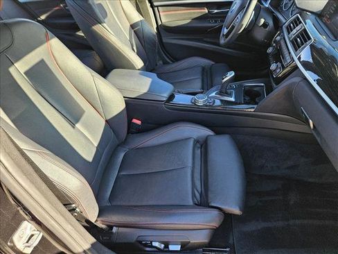 Used 2016 BMW 340i Sedan RWD image 18