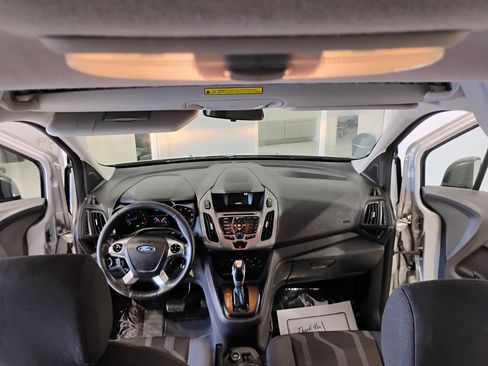 Used 2016 Ford Transit Connect XLT image 34