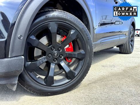 Used 2020 Ford Explorer ST w/ ST Street Pack image 2