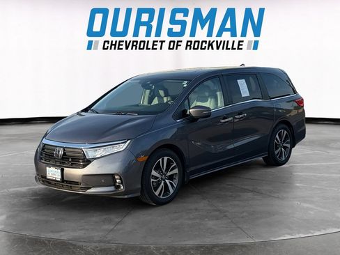 Used 2024 Honda Odyssey Touring image 2