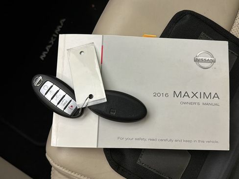 Used 2016 Nissan Maxima Platinum FWD image 35