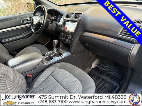 Used 2018 Ford Explorer XLT w/ Equipment Group 201A image 25
