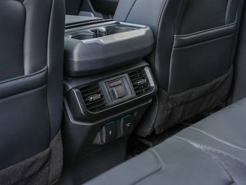 Used 2025 Ford F150 Raptor AWD/4WD image 41