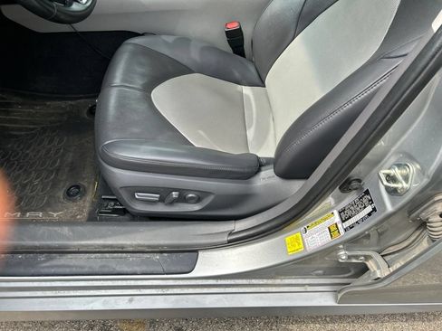 Used 2020 Toyota Camry XLE w/ Driver Assist Package FWD image 14