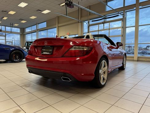 Used 2013 Mercedes-Benz SLK 250 w/ Premium I Pkg image 12