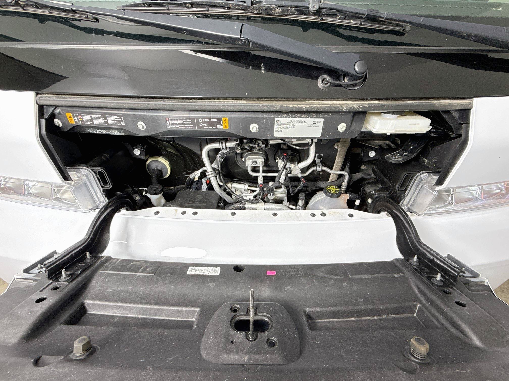 Used 2024 Chevrolet Brightdrop 600 w/ Commercial Equipment Package AWD/4WD image 28