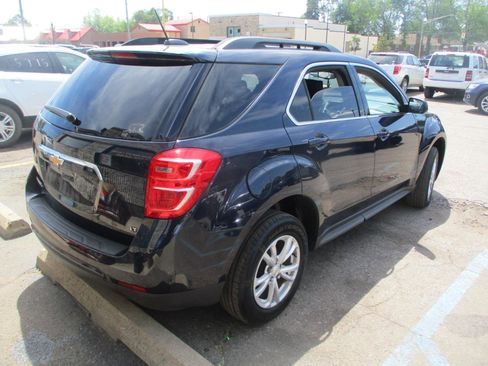 Used 2017 Chevrolet Equinox LT w/ Convenience Package FWD image 5