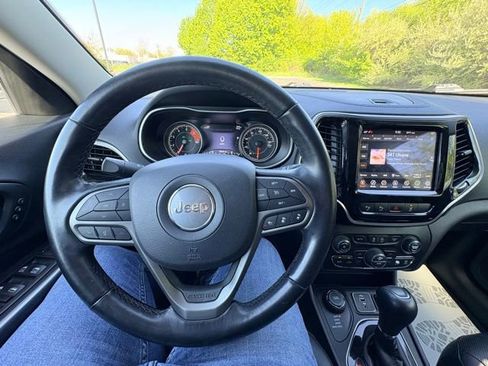 Used 2020 Jeep Cherokee Limited w/ Technology Group AWD/4WD image 13