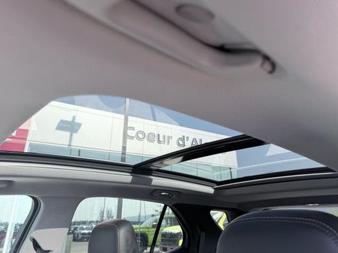 Used 2019 Chevrolet Equinox Premier AWD/4WD image 18