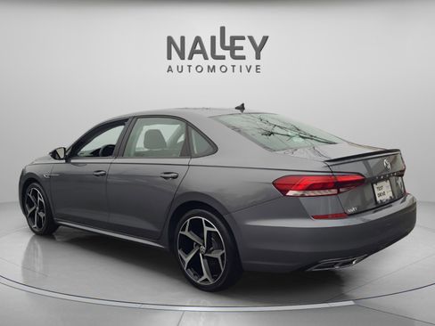 Used 2020 Volkswagen Passat 2.0T R-Line image 3