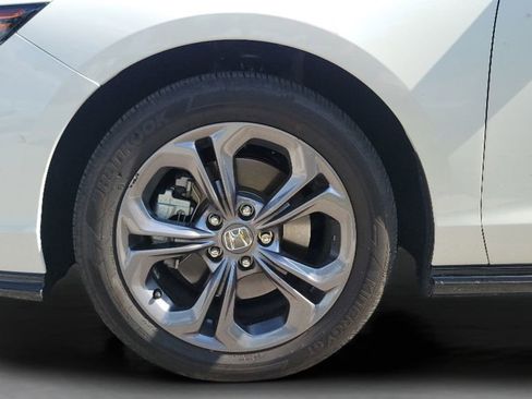 Used 2024 Honda Accord EX-L image 8