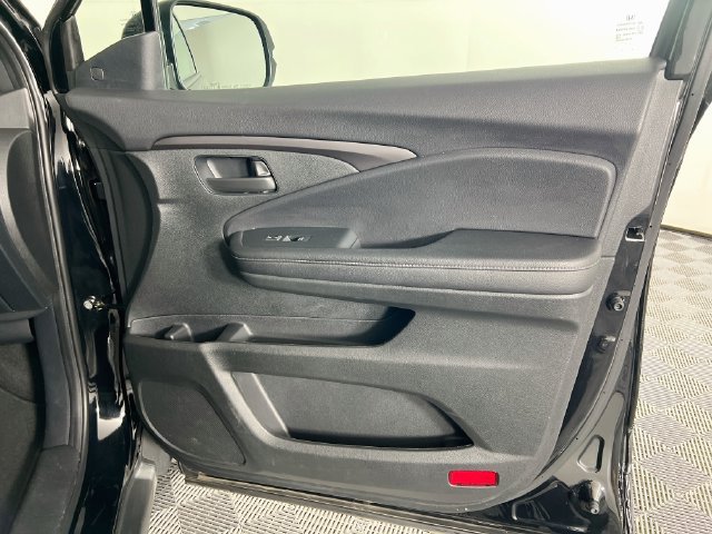 Used 2023 Honda Passport EX-L image 31