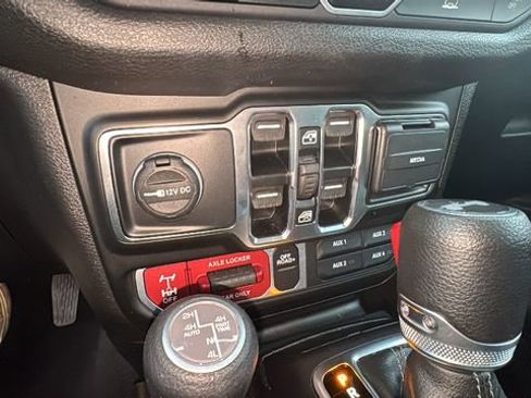 Used 2025 Jeep Wrangler Unlimited Sport S 4xe image 23