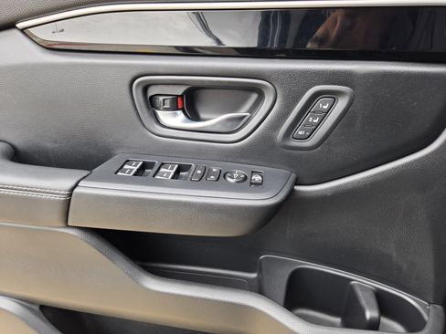 Used 2024 Honda Pilot EX-L image 17