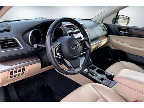 Used 2018 Subaru Outback 2.5i Limited image 8