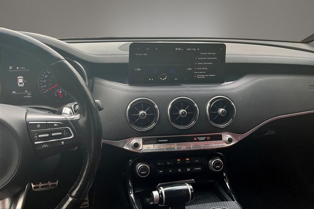 Used 2023 Kia Stinger GT-Line w/ Sun & Sound Package AWD/4WD image 9