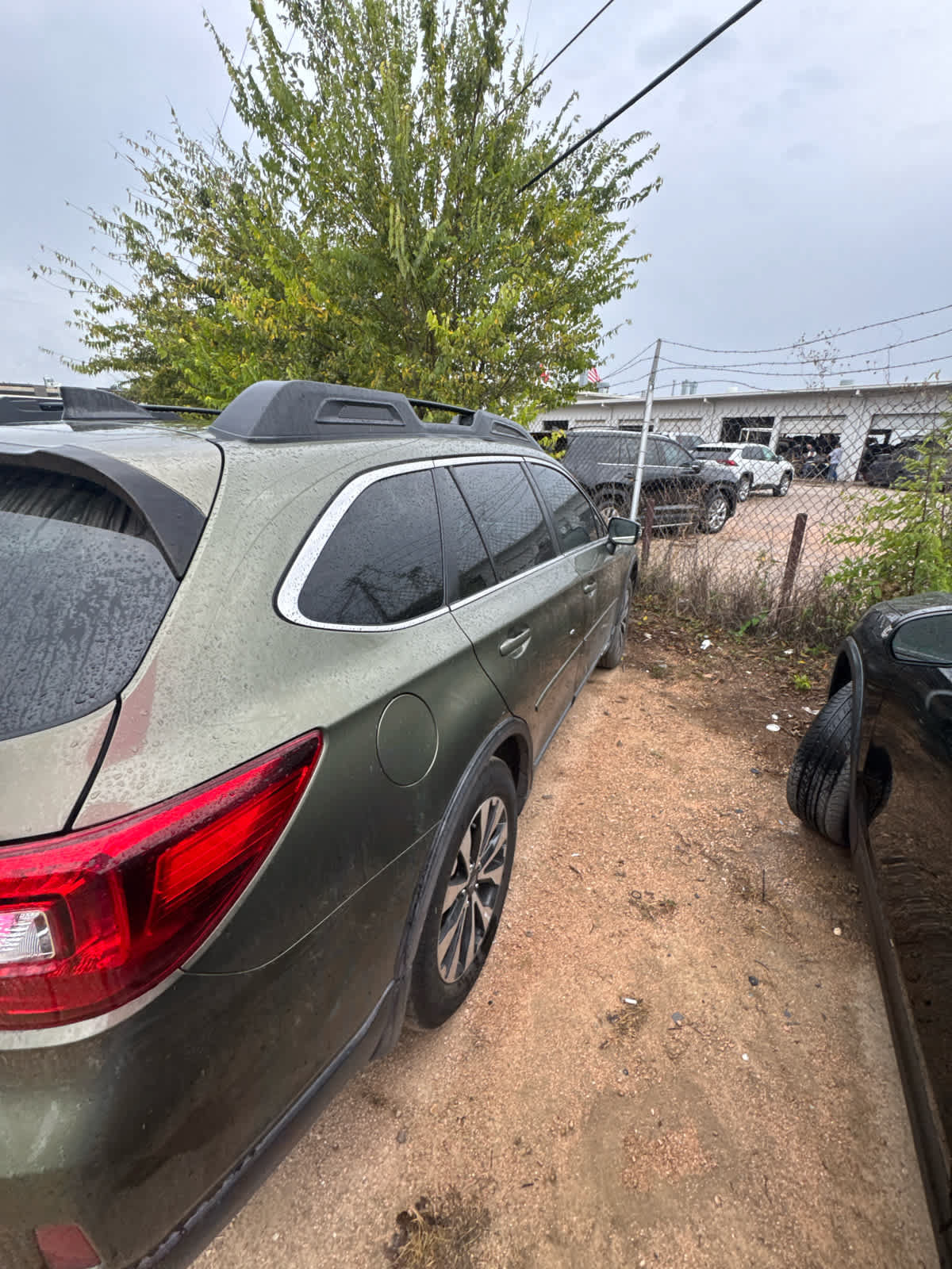 Used 2017 Subaru Outback 2.5i Limited AWD/4WD image 15