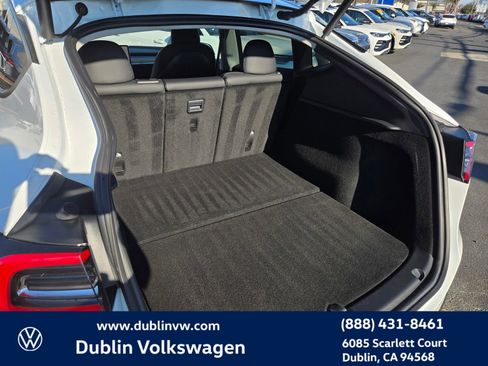 Used 2023 Tesla Model Y Long Range image 20