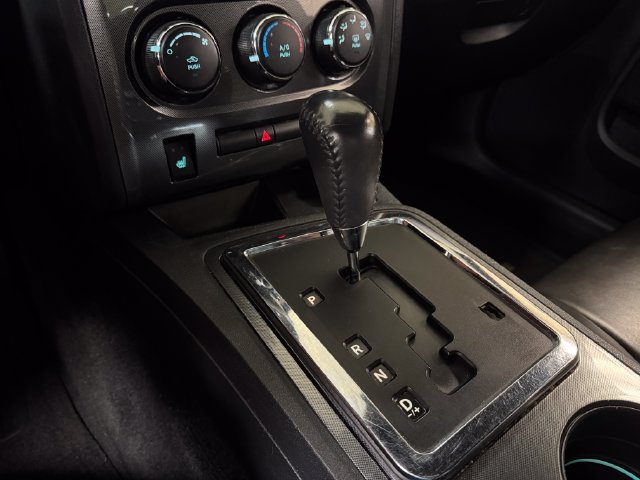 Used 2010 Dodge Challenger R/T RWD image 13