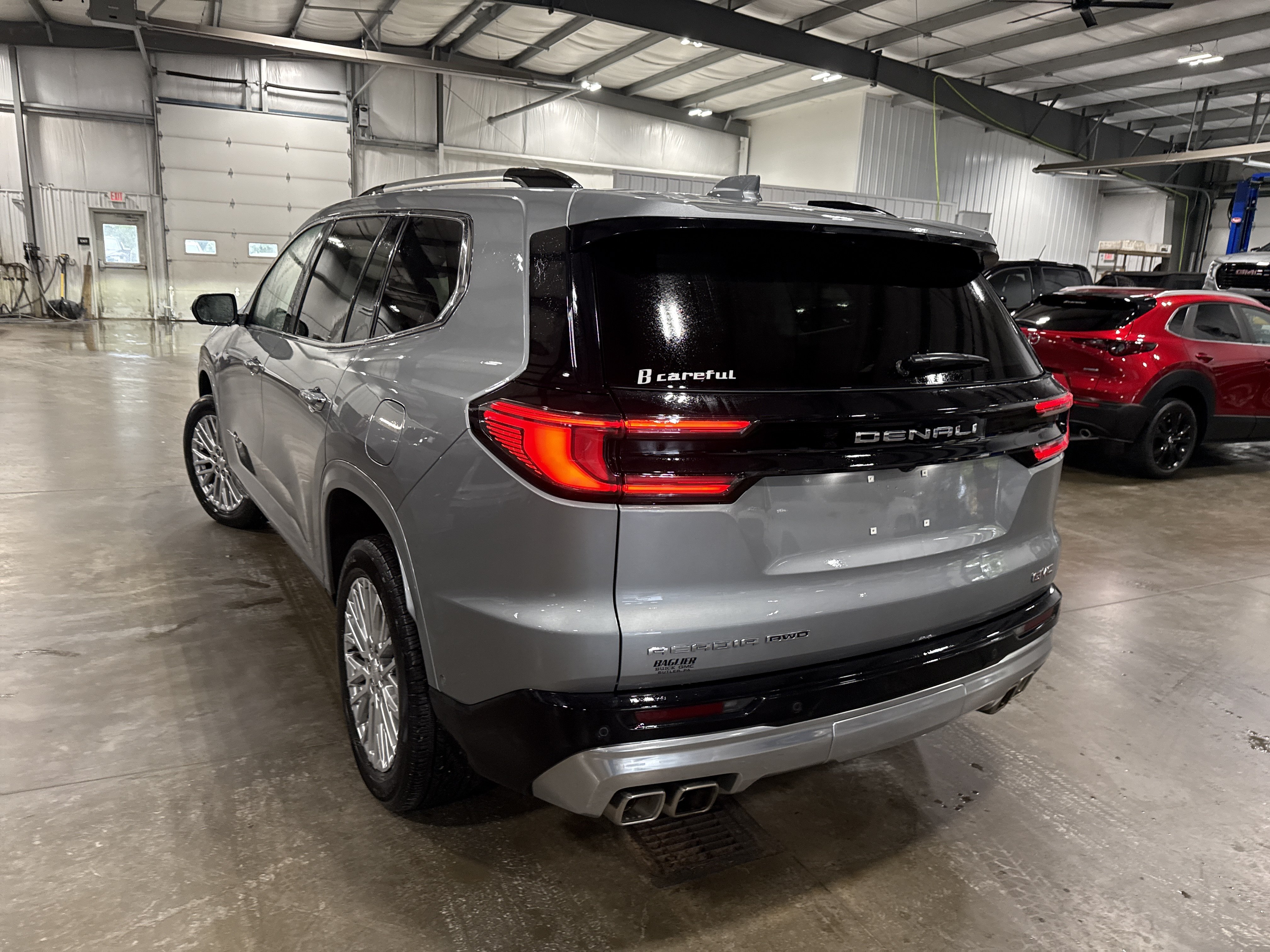 Used 2026 GMC Acadia Denali w/ Super Cruise Package AWD/4WD image 4
