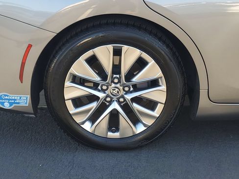 Used 2021 Toyota Mirai w/ Advanced Technology Package RWD image 7