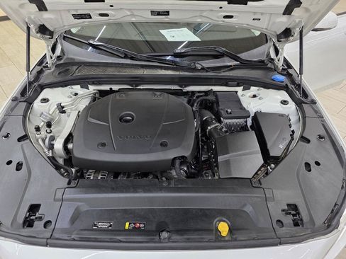 Used 2017 Volvo S90 T5 Momentum w/ Vision Package FWD image 42