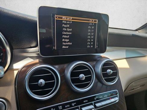 Used 2018 Mercedes-Benz GLC 300 image 14